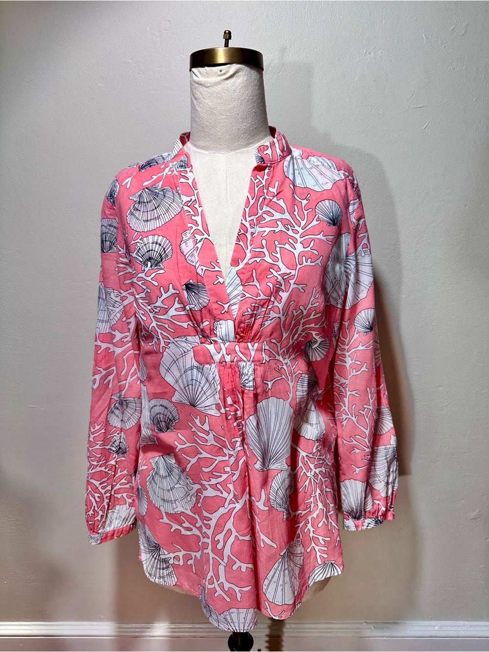 Skirtin Around Pink Shell-Print V-Neck Tunic Cotton size 10